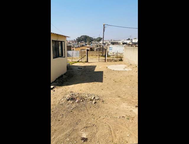 2 BEDROOM HOUSE FOR SALE IN OLIEVENHOUTBOSCH